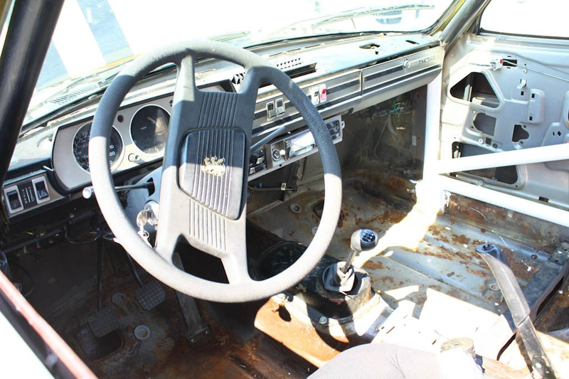 Illustration for article titled The 24 Hours Of LeMons New England 2009 Über Gallery, Part 4